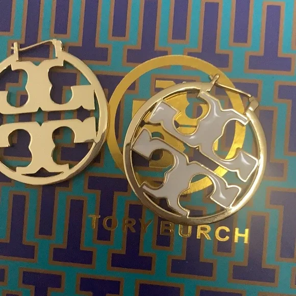 Authentic Tory Burch Gold Logo Hoop Earrings NWT Fast ship - Picture 5 of 5